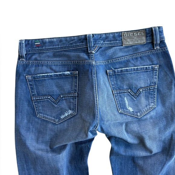 Y2K 2008 Diesel ‘Larkee’ Jeans Made in Italy — 36W — - Picture 6 of 13